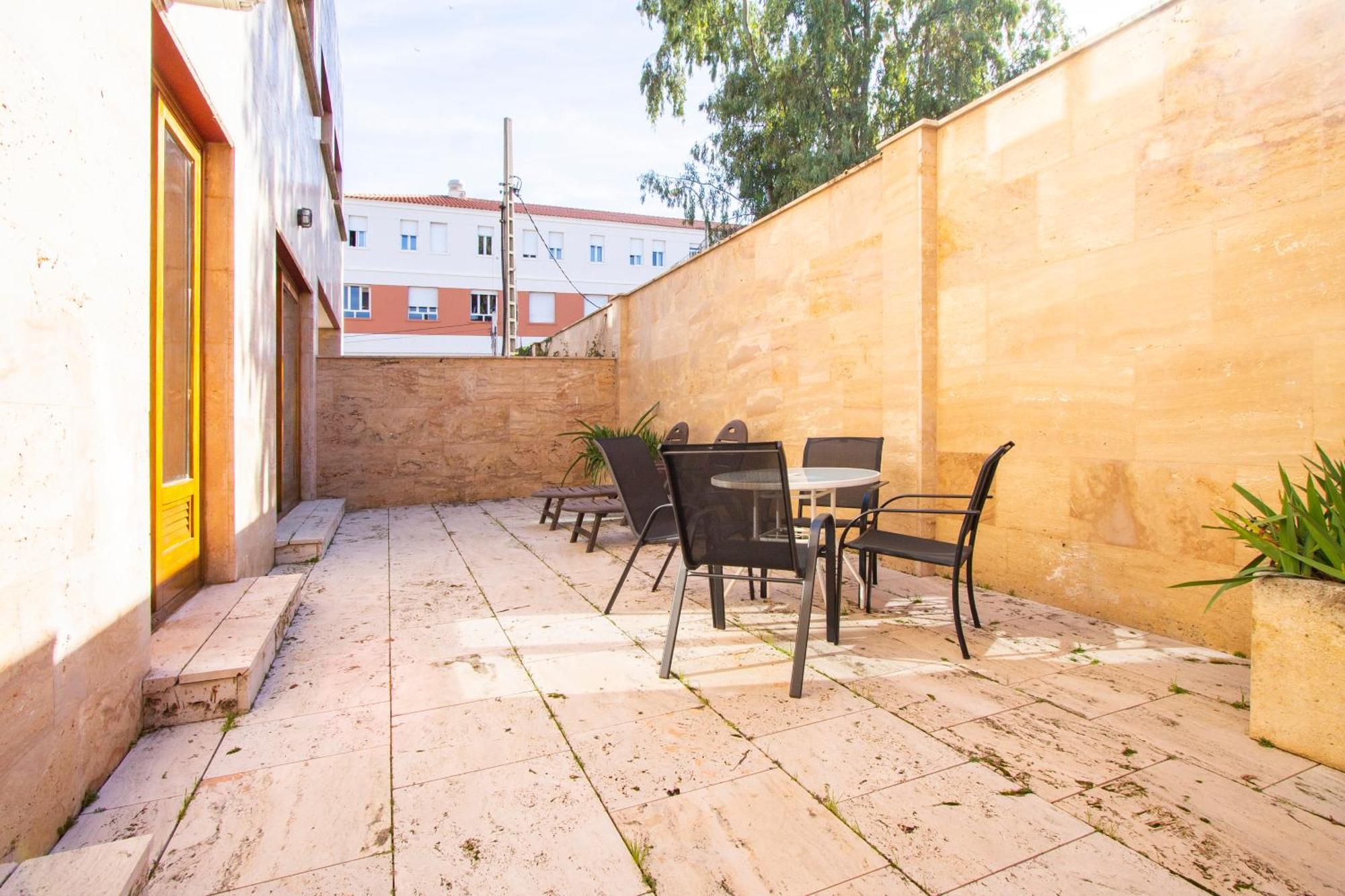 Apartamentos Villablino Arturo Soria Мадрид Екстериор снимка