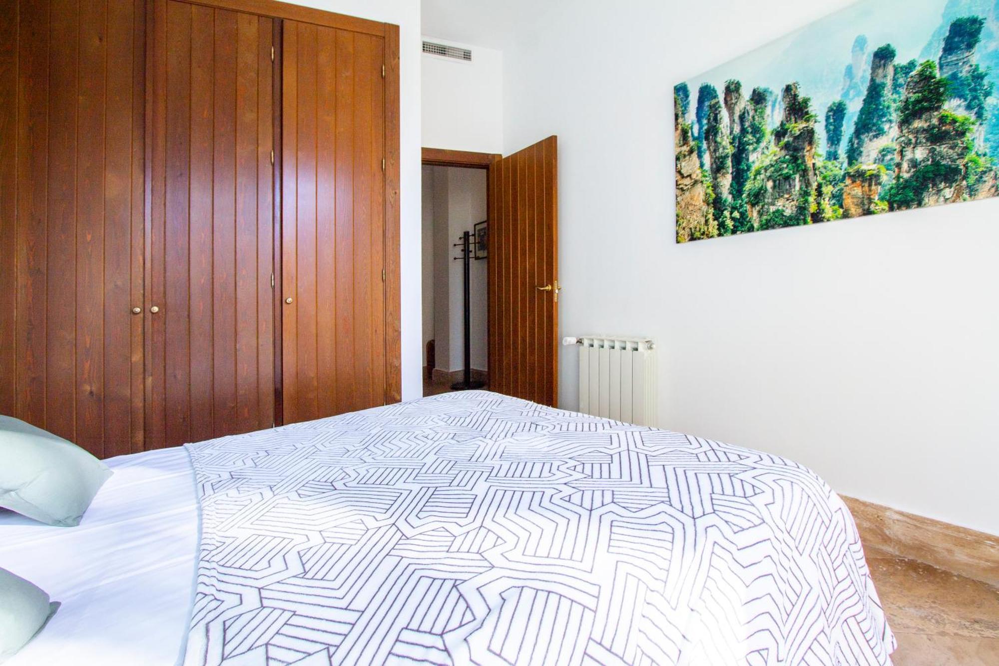 Apartamentos Villablino Arturo Soria Мадрид Екстериор снимка