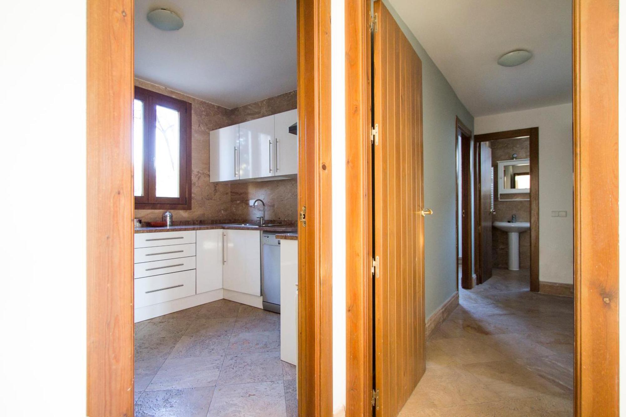 Apartamentos Villablino Arturo Soria Мадрид Екстериор снимка