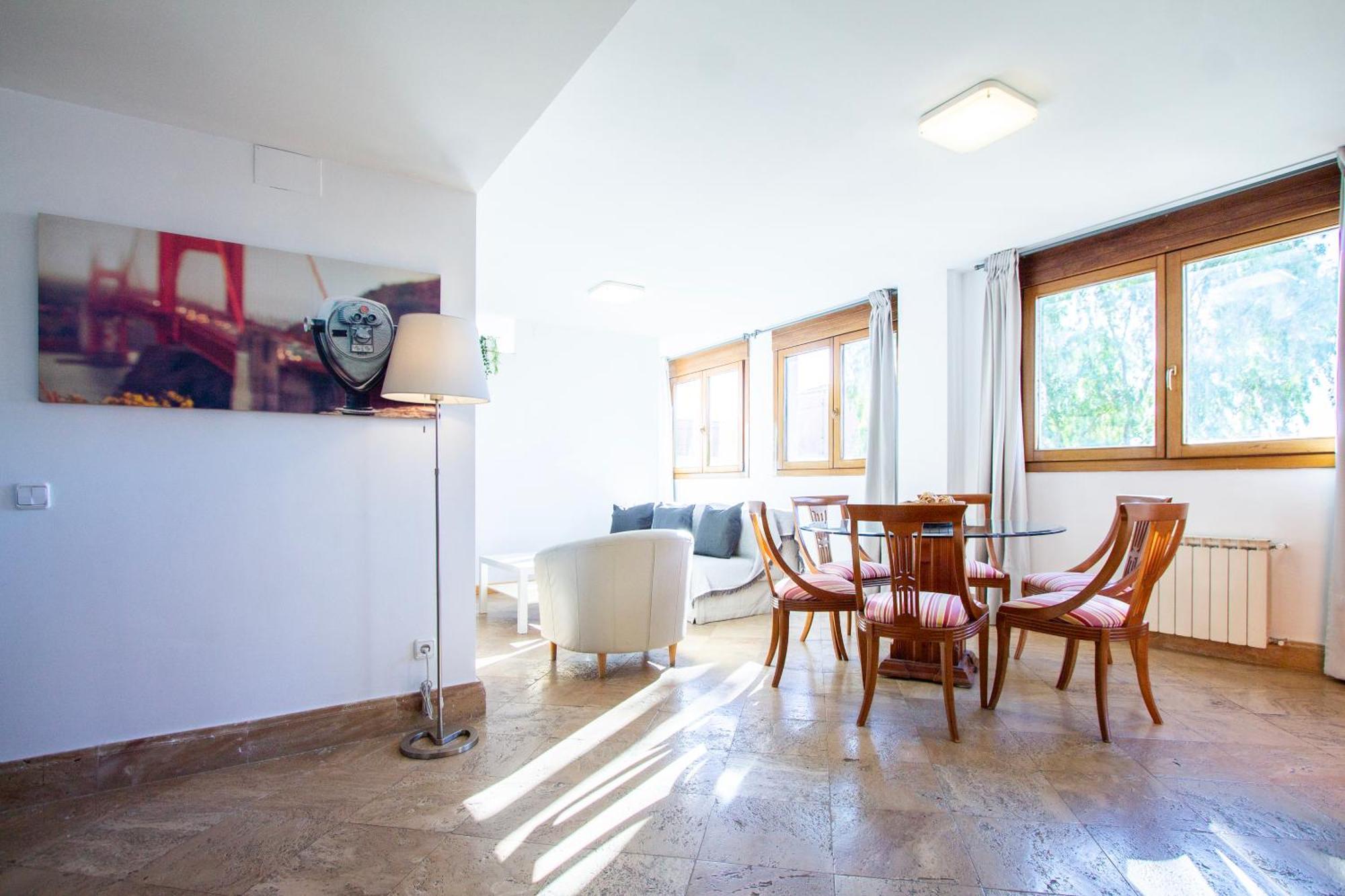 Apartamentos Villablino Arturo Soria Мадрид Екстериор снимка