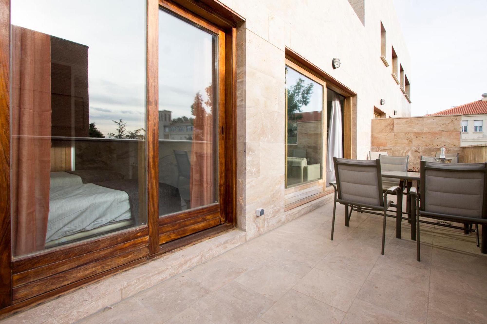 Apartamentos Villablino Arturo Soria Мадрид Екстериор снимка
